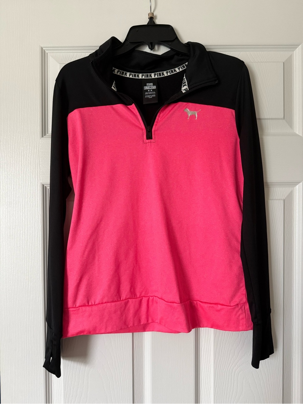 Like new PINK VS quarterzip M